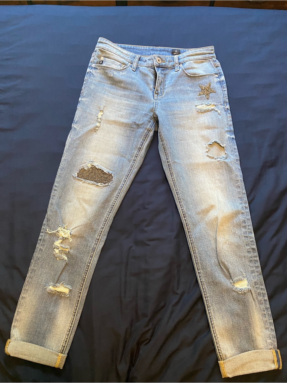 Light Blue Distressed Ankle Jeans with Star Accent